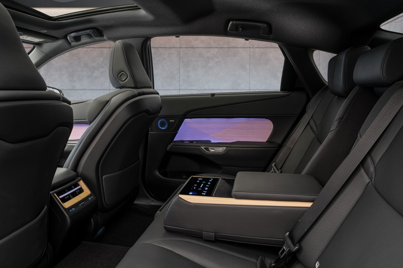 Nowy Lexus ES