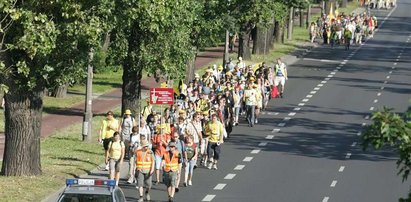 Samochód wjechał w pielgrzymkę! 11 osób rannych