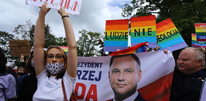 Protesty na wiecu Dudy. Słowa Czarnka oburzyły Polaków
