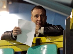 "Czemu koledzy Schetyny wygrali przetarg?"