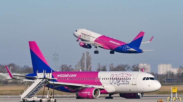 A biztonsági személyzet sztrájkja miatt késte le sok utas a Wizz Air Brüsszelből Budapestre tartó járatát / Fotó: Northfoto