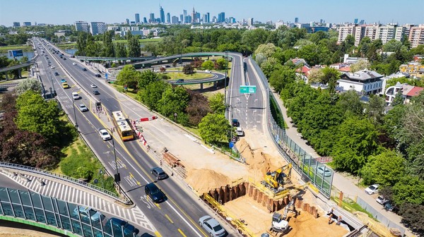 Budowę, która ma się zakończyć w połowie 2025 r., realizuje Stołeczny Zarząd Rozbudowy Miasta