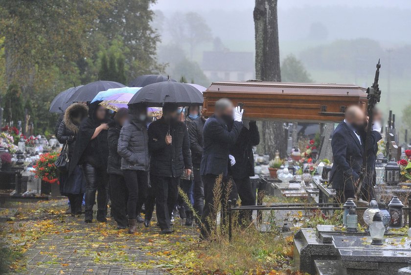 Ksiądz nie wpuścił trumny do kościoła