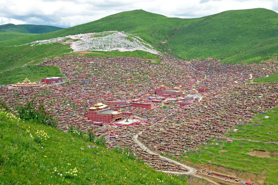 Serthar Buddhist Institute, Larung Gar