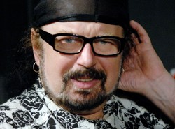 Hołdys: Kampania wyborcza to szmira i tandeta