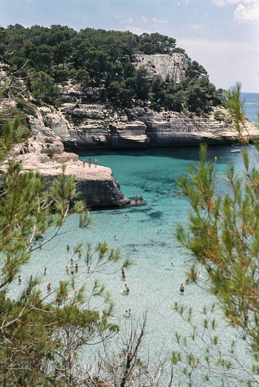Die Strände im Süden der Insel sind zahlreich und an Schönheit kaum zu überbieten.