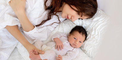 Czy spanie z niemowlakiem jest zdrowe? Amerykańscy lekarze podają swoje zalecenia!