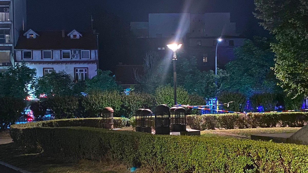 Mesto gde je devojka izbodena kod Vukovog spomenika