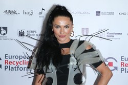 Ewa Brodnicka NAGO! Zapozowała tylko w mistrzowskim pasie [FOTO]