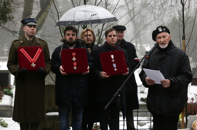 POGRZEB MARII DMOCHOWSKIEJ NA POWĄZKACH