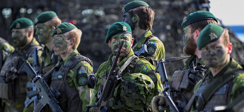 Szwecja pręży muskuły przed wstąpieniem do NATO. Jej armia robi wrażenie, ale nie wiadomo, ile jeszcze sojusz musi na nią czekać