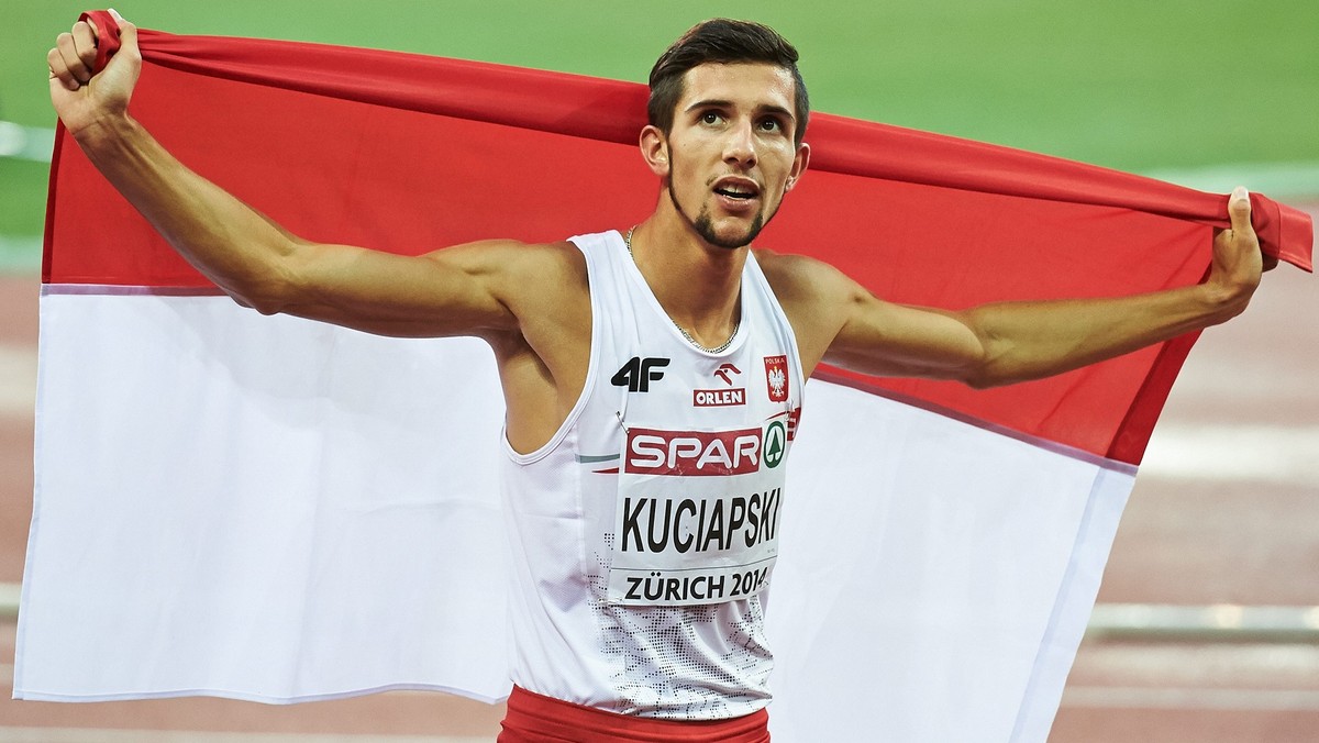 Artur Kuciapski po zdobyciu srebrnego medalu na 800 m podczas lekkoatletycznych mistrzostw Europy w Zurychu, 2014 r.