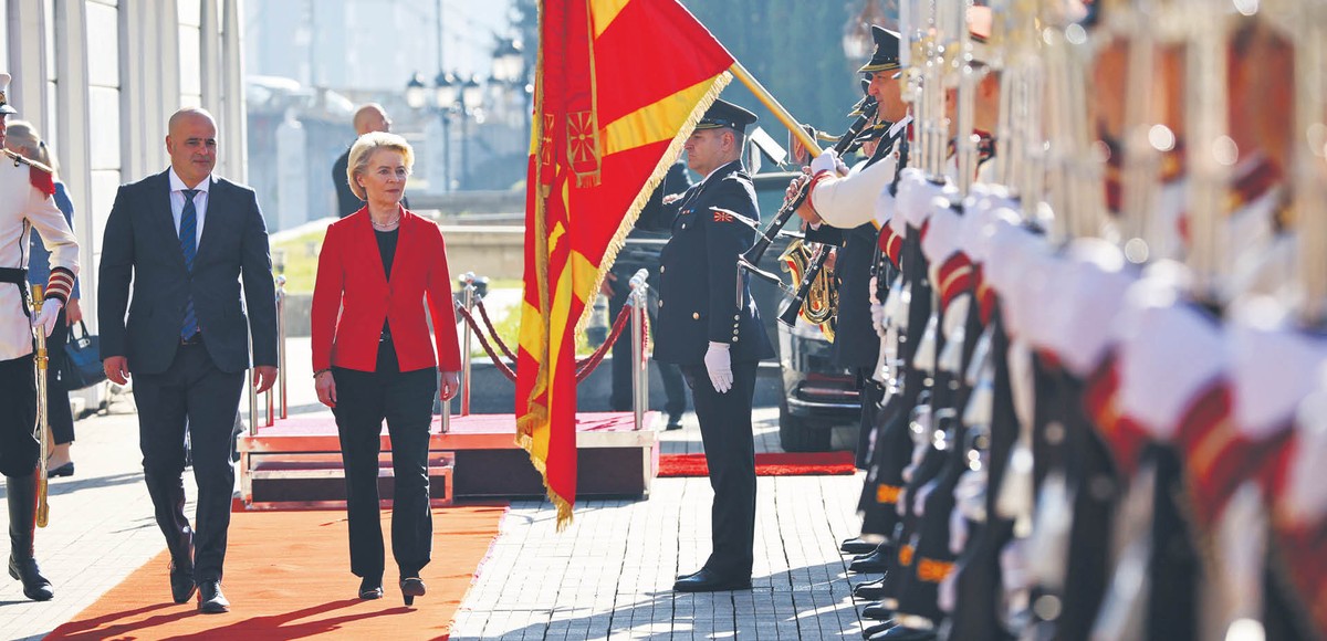 Przewodnicząca Komisji Europejskiej Ursula von der Leyen w stolicy Macedonii Północnej