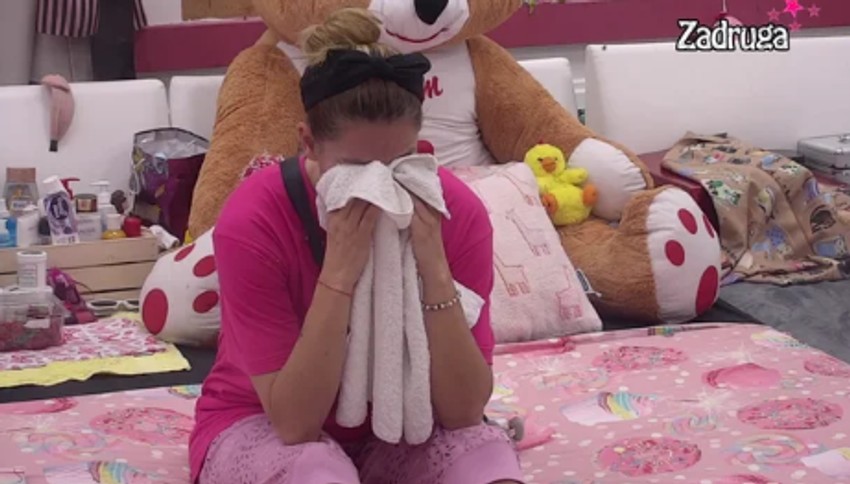 Ana Ćurčić plače u "Zadruzi"