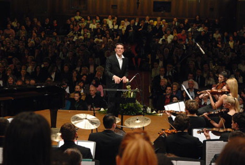 Na koncertu će biti izvedene melodije Geršvina, Bitlsa, grupe ABBA..