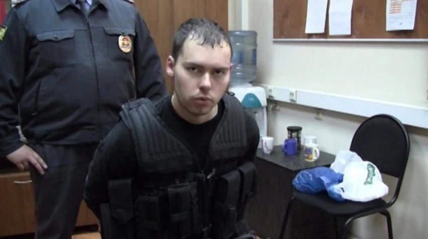 Dmitrij Vinogradov neposredno posle krvavog napada u kojem je ubio šestoro kolega