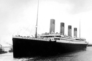 Titanic leaving Southampton on her maide