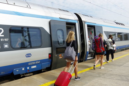 Zmiany wakacyjne w rozkładzie jazdy PKP Intercity. Będzie więcej połączeń