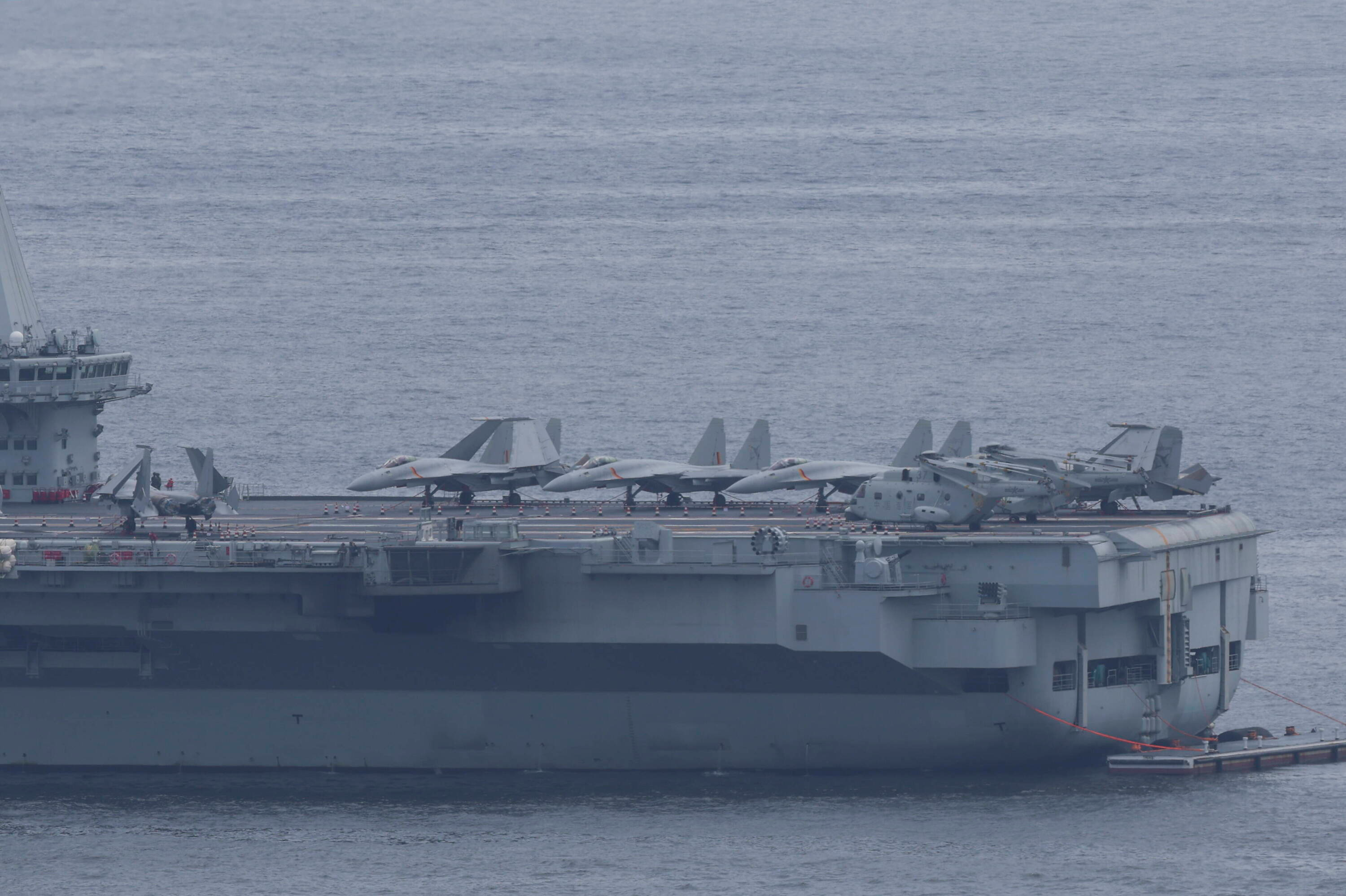 Chiny oplatają Tajwan siecią wojskową: 5 stref ograniczonych