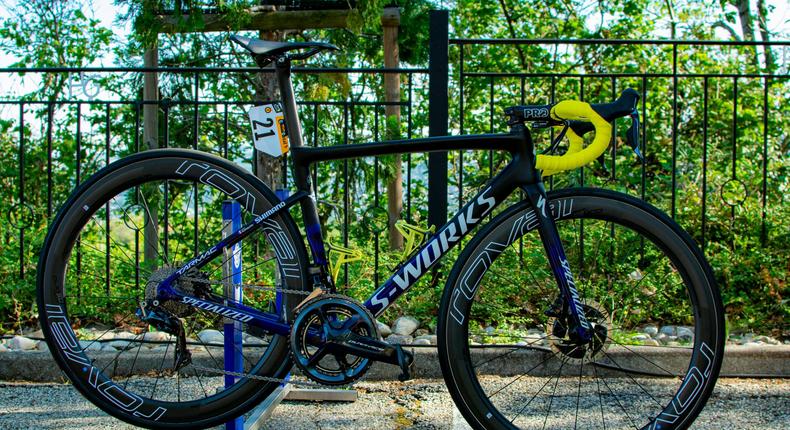 Tour de France Alaphilippe bike Specialized Tarmac leader yellow
