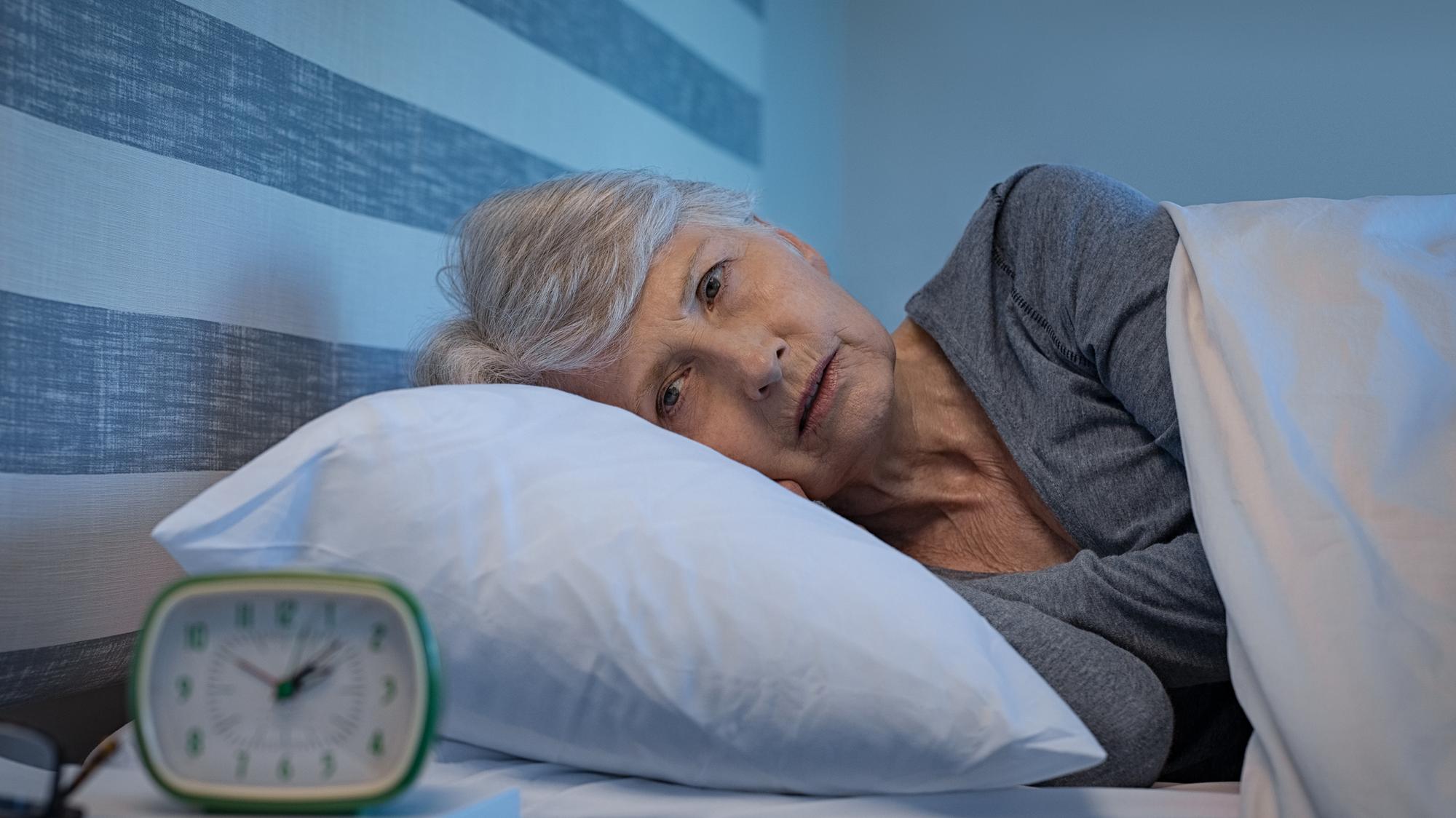 Problémy so spánkom nie sú prirodzenou súčasťou starnutia. (ilustračné foto)