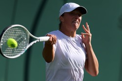 Internauci nie zostawiają suchej nitki na Idze Świątek. Burzę wywołał ten film [WIDEO]