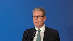 brytyjski premier po 8 latach wraca do pekinu. "chiny są kluczowym graczem"