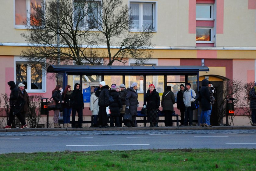 Chaos komunikacyjny w Bydgoszczy! Nie jeżdżą autobusy i tramwaje