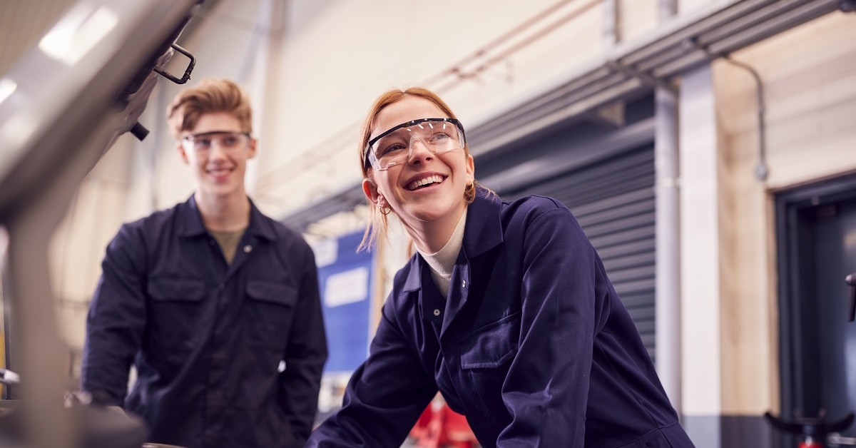 Rząd chce zabrać pieniądze na kształcenie. 100 mln mniej na naukę młodocianych