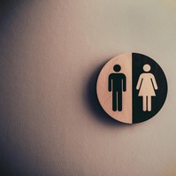 Mindig elmegy indulás előtt vécére? Ezért nem jó ötlet