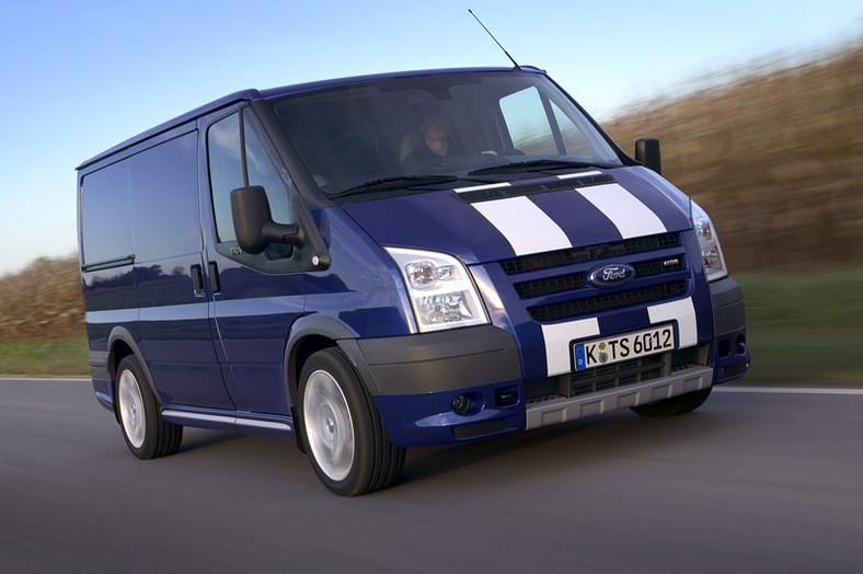 Ford Transit 3.2 TDCi i Transit SportVan: pierwsze jazdy