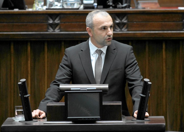 <b>Wojciech Penkalski (TR)</b>

Wojciech Penkalski dostał się do Sejmu w 2011 roku z list Ruchu Palikota. Od 2003 roku odbywał karę 2 lat pozbawienia wolności za pobicie, groźby bezprawne wobec świadka i wymuszenie rozbójnicze.