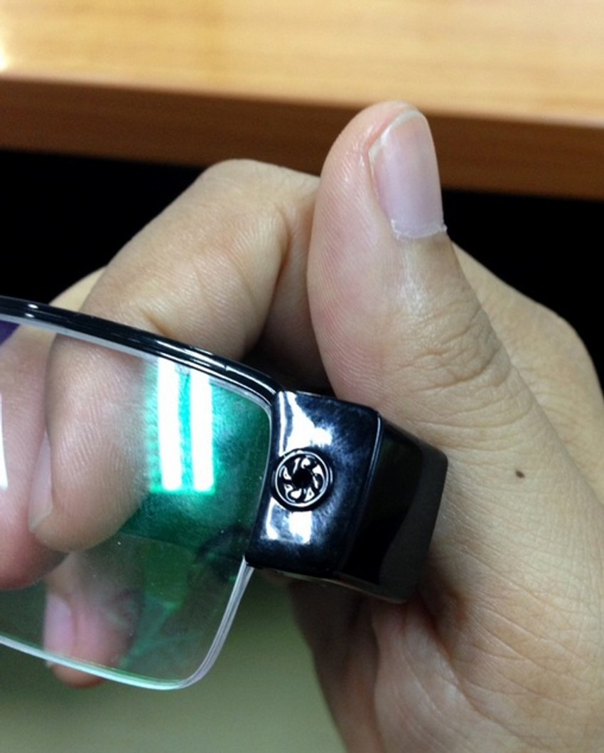 Pametne naočare su snimale pitanja...