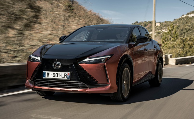 Lexus RZ 450e