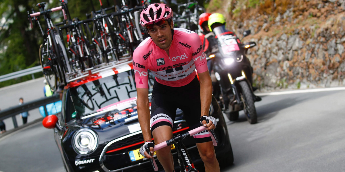 Tom Dumoulin – lider Giro d'Italia, załatwił się przy trasie wyścigu
