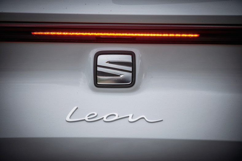Seat Leon ST - nowy kontra stary
