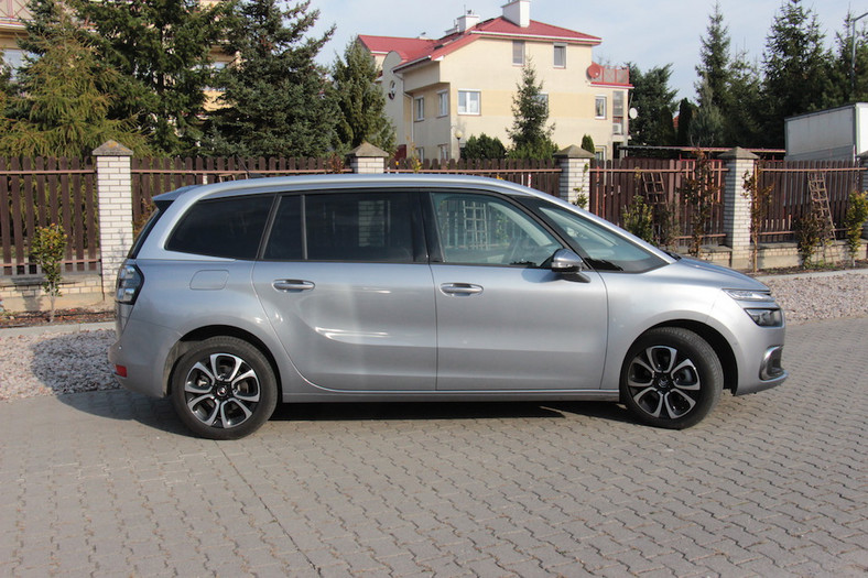 Citroen Grand C4 SpaceTourer – idealny na rodzinne podróże