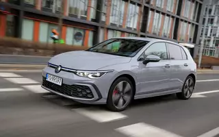 Volkswagen Golf GTE – hybrydowy hot hatch