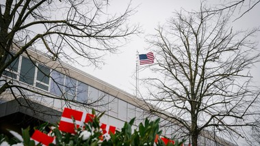 ambasada usa usunęła duńskie flagi. były na nich nazwisk 44. żołnierzy poległych w afganistanie