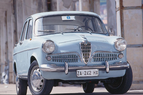 Alfa Romeo Giulietta - Piękna włoska narzeczona