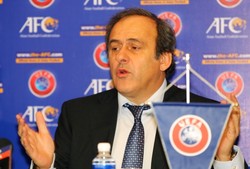 Katar kupił mundial w 2022 roku? Sarkozy i Platini zamieszani w aferę