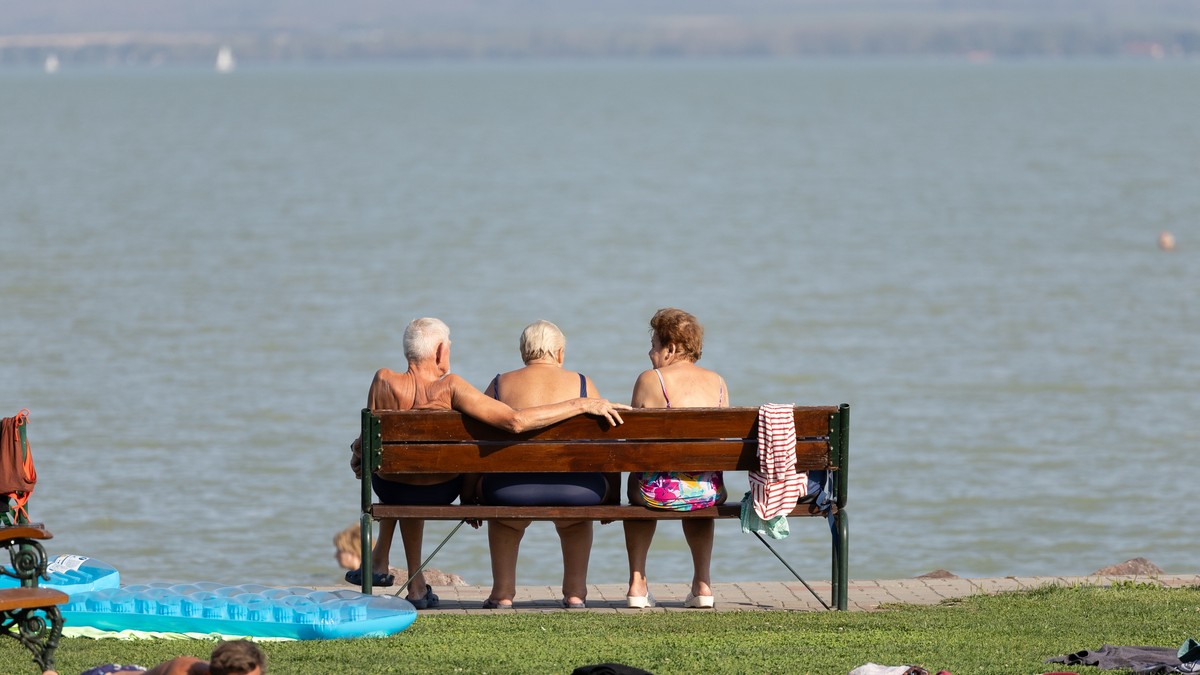 Hiába tart még a nyár, kiürült a Balaton: megnéztük, mi a helyzet a 35 fokos kánikulában