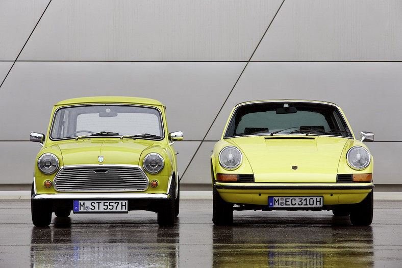 Porsche 911 i… Mini