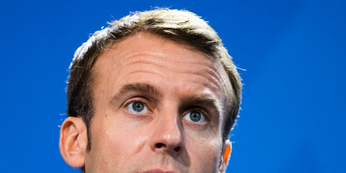 Emmanuel Macron w drodze na sesję klimatyczną ONZ w Nowym Jorku zarzucił Polsce blokowanie wysiłków UE na rzecz ochrony środowiska