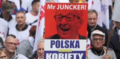 Protest „Solidarności" przed siedzibą KE w Warszawie. „Ręce precz od Polski!"