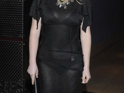 Z impetem w show-biznes: nowa gwiazda TVP podbija salony widoczną bielizną