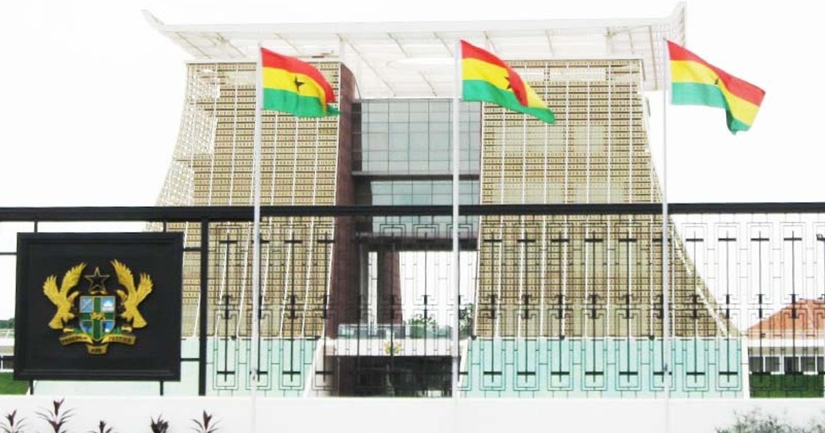Nana Addo has over 1000 staff at presidency — Report - Vimarsana News