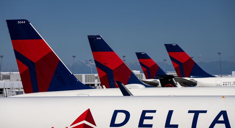 Delta Air Lines apologized for replying to a user who called Palestine flag pins Hamas badges.Kent Nishimura/Getty Images