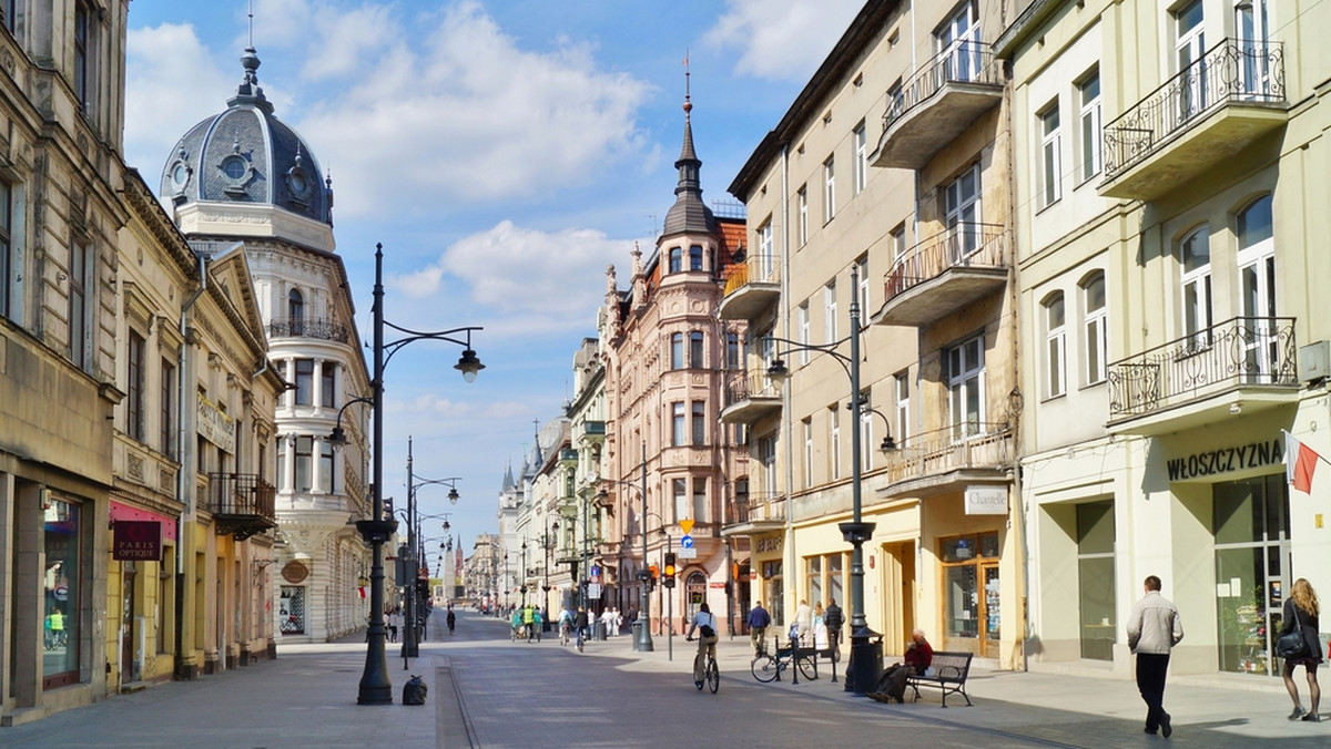 W ubiegłym roku deweloperzy oddali w Łodzi rekordową liczbę powierzchni biurowych - 74 tys. m kw. W ocenie ekspertów w najbliższych latach miasto ma szansę stać się najdynamiczniej rozwijającym się regionalnym rynkiem biurowym w kraju.