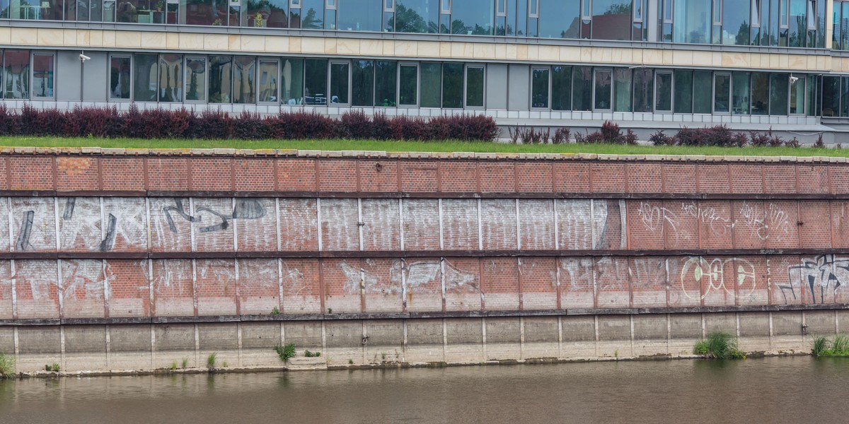 Kto zapłaci za remont muru oporowego nad Wartą?